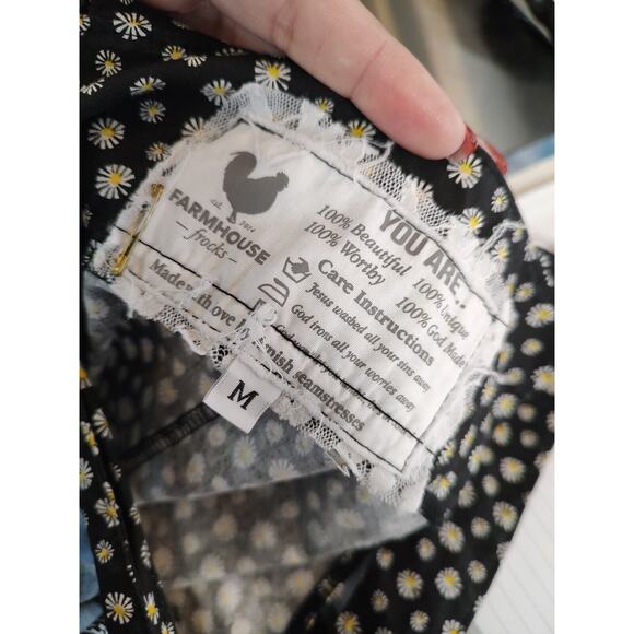 Farmhouse Frocks Short Romper Daisy Medium Bohemian Country Core Amish Seamstres - Picture 16 of 16